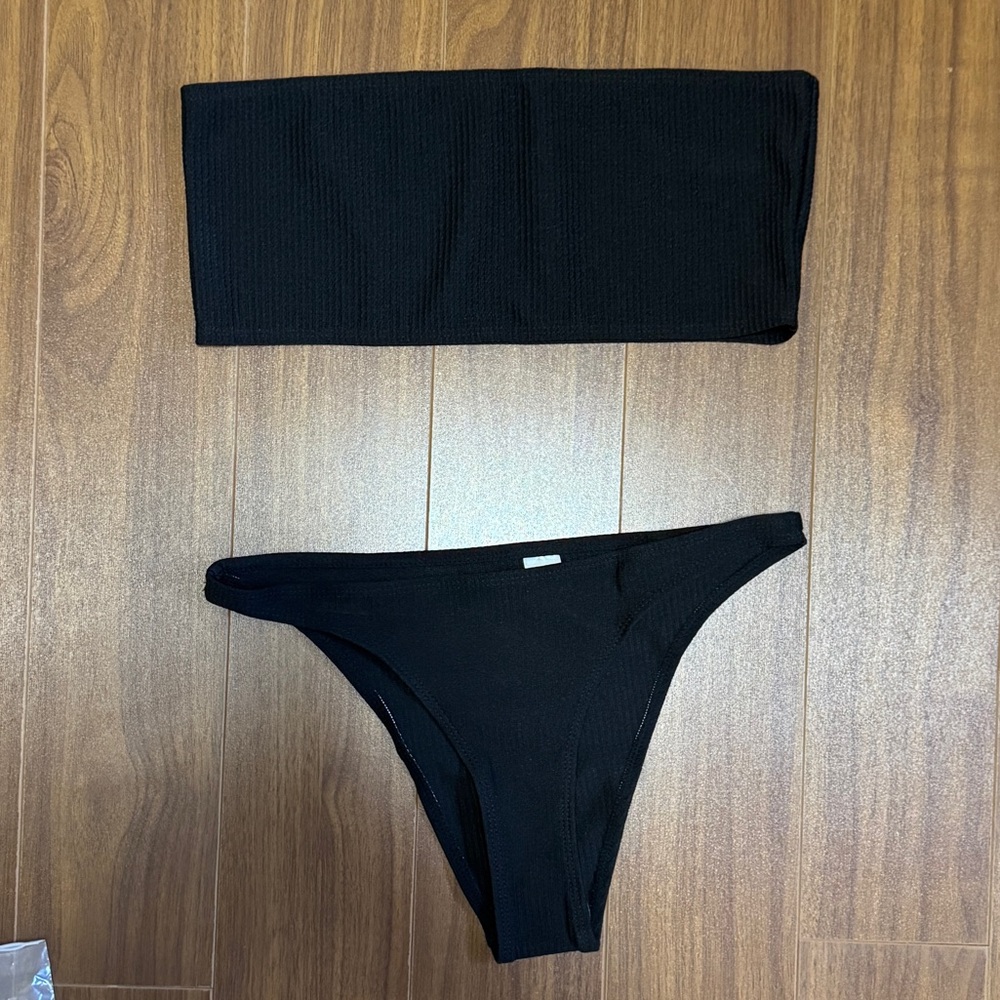 Vitae Apparel Black Ribbed Bikini Set